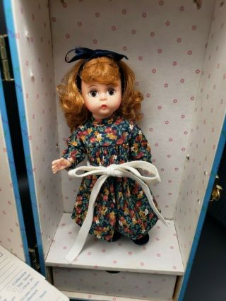 Madame Alexander Doll Anne At The Station With Hard Case And