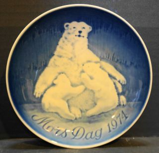 Bing Grondahl Mors Dag Mothers Day Plate Polar Bear 1974 Blue White Porcelain