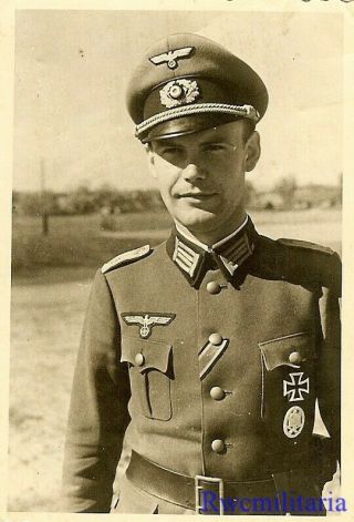 Very Best Wehrmacht Oberleutnant W/ Sturmabzeichen & Ekii Awards Worn