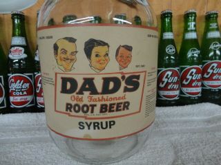 DAD ' S SODA FOUNTAIN SYRUP ROOT BEER PAPER LABEL GALLON JUG CLEAR GLASS CHICAGO, 2