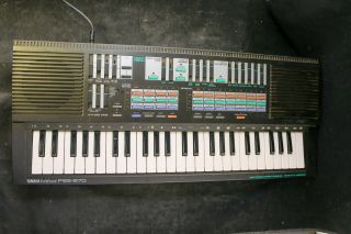 Vtg 1987 Yamaha Portasound Pss - 570 Keyboard (on Ac,  Not Battery)