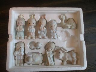 10 Pc Precious Moments Come Let Us Adore 1982 Porcelain Miniature Nativity Set