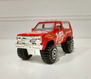 Loose Vintage Matchbox 1987 Ford Bronco Ii Vinnie Pizza - 1:64 Scale - Red