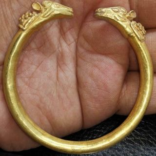 Ancient High Carat Gold Roman Bracelet With Horse Heads 23 Grams 50