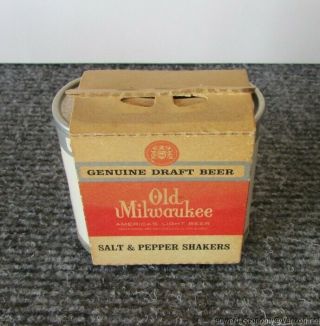 Vintage Old Milwaukee 2 " Miniature Beer Cans Salt & Pepper Holder