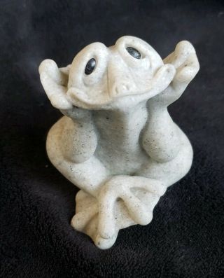 Quarry Critters Felicity Frog Figurine 2001 Second Nature Design Head In Hands