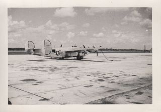 Wwii Snapshot Photo Aaf B - 24 Liberator Bomber S/n 295473 Aircraft 78