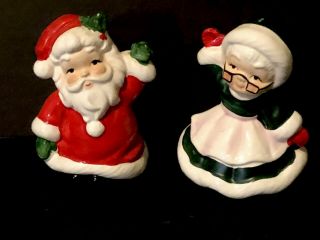 Vintage Josepf Originals Christmas Santa & Mrs.  Claus Salt & Pepper Shakers