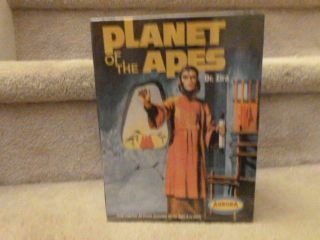 Planet Of The Apes Model Kit - Dr Zira - Aurora 6804 Factory -