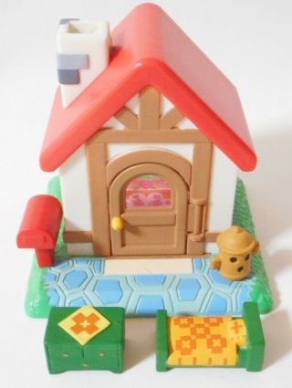 Nintendo Animal Crossing Figure H - 1 Red Roof House Set Takara (no Box & Card)
