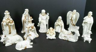 12 Piece Holly Tree 9” Glazed Ceramic Nativity Set Ivory With Gold Trim