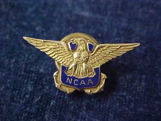Orig Ww2 Us Lapel Badge " Ncaa " United States 14 K Gold