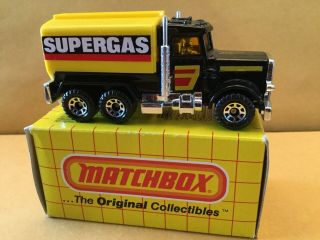 Matchbox Superfast No.  56 Peterbilt Tanker “supergas” Boxed