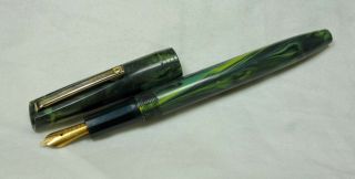 Osmiroid Fountain Pen.  Green Swirl.  Aerometric Type Filler.  Screw In Nib.  Vgwc.