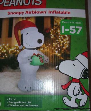 Christmas Disney 5 Ft Led Peanuts " Snoopy Santa Hat Inflatable Nib