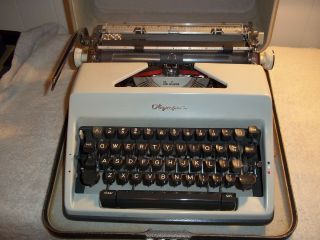 Vintage 1968 Olympia Deluxe Portable Typewriter Made In West Germany