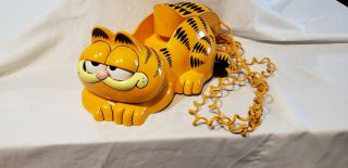 Garfield Cartoon 1980’s Vintage Tyco Table Top Telephone With Open/close Eyes