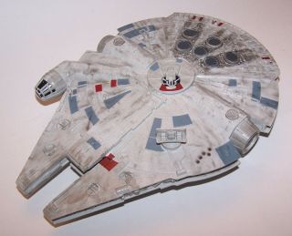 STAR WARS MILLENIUM FALCON Revell Built Plastic Model with Lights & Sounds 2