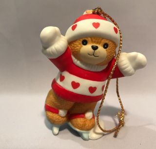 Lucy And Me Christmas Bear Red Heart Ice Skating Ornament Enesco 1986 F4