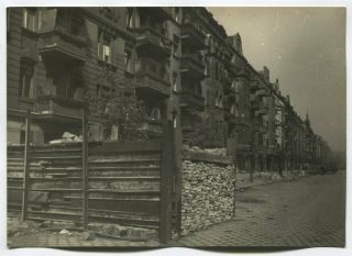 Wwii Large Size Press Photo: Anti - Tank Fortification On Berlin Street,  May 1945
