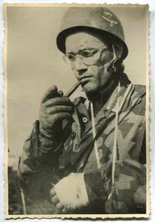 German Wwii Archive Photo: Wounded Airborne FallschirmjÄger Soldier Smoking Pipe
