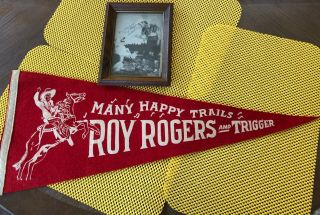 Roy Rogers & Trigger Happy Trails 1940’s Rare Flag Banner,  Photo Roy & Bullet.
