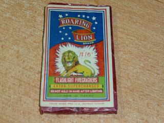 Firecracker Fireworks Pack Label,  Glassine Roaring Lion Cl 2