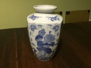 Lovely Antique / Vintage Large Chinese Blue And White Hand Painted Vase12”marked