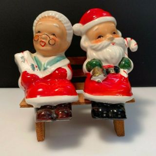 Vintage Japan Salt Pepper Set Santa - Mr.  & Mrs.  Claus On A Bench