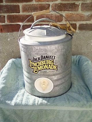 Jack Daniels Lynchburg Lemonade Igloo 2 Gallon Cooler