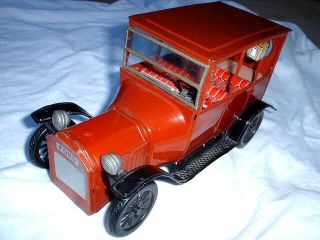 Old Vintage Toy 1915 Ford Tin Car Made In Japan Bandai Friction Motor 302