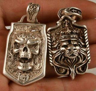 2 Chinese Tibetan Silver Hand Carving Skull Lion King Pendant Cool Collec