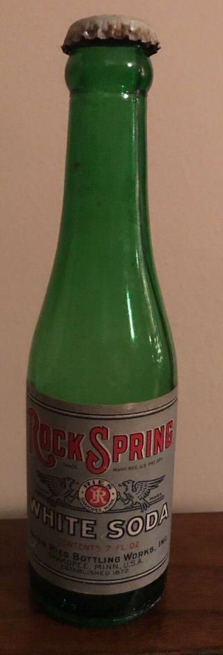Rock Spring White Soda 7 Oz Glass Bottle Jacob Ries Bottling Shakopee Mn