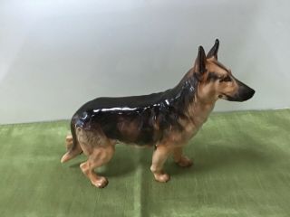 Royal Doulton German Shepherd Dog Hand Paint Figurine Hn1116 Brown/black/white