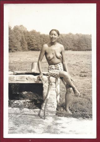 1940s Vintage Nude Photo Big Firm Perky Breasts Ethnic Islander Pinup Smokes Cig