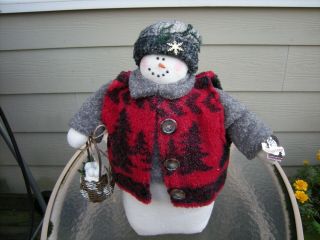 Country Creations - Snowmen - Large Snowman In Red Vest