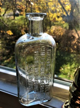 Groves Tasteless Chill Tonic Prepared By Paris Medicine Co.  St.  Louis.  5 1/2 ".