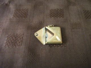 VINTAGE BRASS ENVELOPE STYLE POSTAGE STAMP BOX FOR A CHATELAINE 3