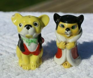 Vintage Anthropomorphic Dog And Cat Salt And Pepper Shakers - Japan
