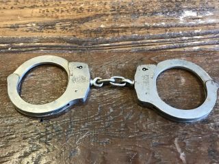 S&w Smith & Wesson Model 90 Handcuffs Serial 28660 Early Set 1950 