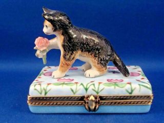 Kitty Cat With Flower - French Limoges Box