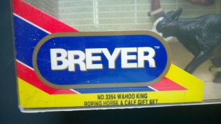 BREYER 3354 Wahoo King Roping Horse & Calf Gift Set - NIB 2