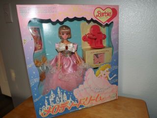 1990 Ban Dai Melody Dream Barbie,  W/musical Base,  Japan,  Mattel,  Foreign Edition