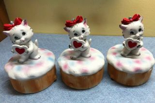 3 Vintage Lefton Trinket Boxes White Kitten On Cupcake Holding Valentine Cute