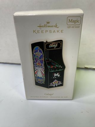 2009 Hallmark Keepsake Galaga Arcade Christmas Ornament Magic W/light And Sound