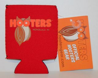Red Hooters Beer Koozie Can Cooler Coozie - Honolulu,  Hi - With Tag
