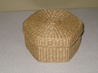 3 TIGHTLY WOVEN SWEETGRASS BASKETS WITH LIDS.  5 
