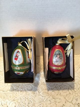 Set Of 2 Mr Christmas Musical Egg Shaped Ornaments Valerie Hill Christmas Carols