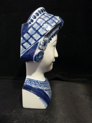 Vintage Blue & White Porcelain Chinese/Oriental Lady Head Bust Wall Pocket Vase 3