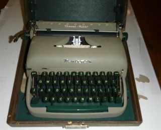 Vintage Remington Travel - Riter Portable Typewriter With Case - Made In Holland